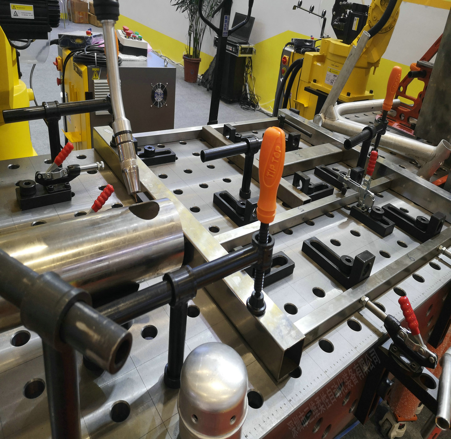 机器人焊接旋转工装工作台